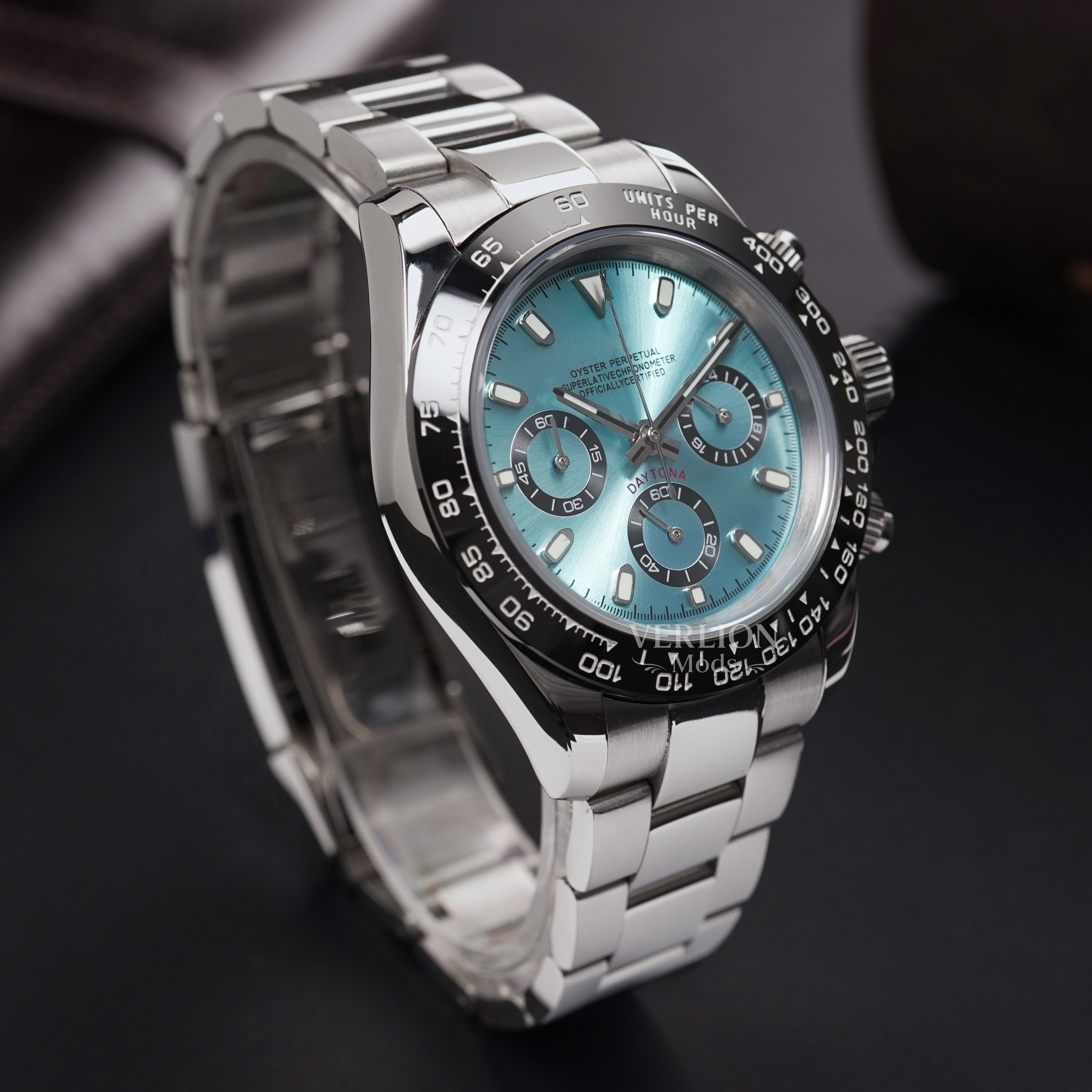 Eisblauer Rennchrono 40