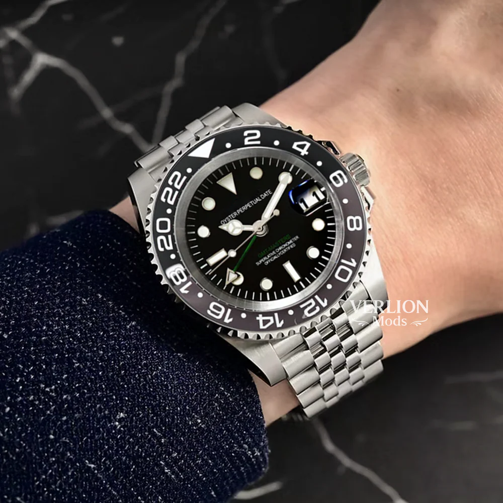 Mitternachtsblauer Reisender GMT 40