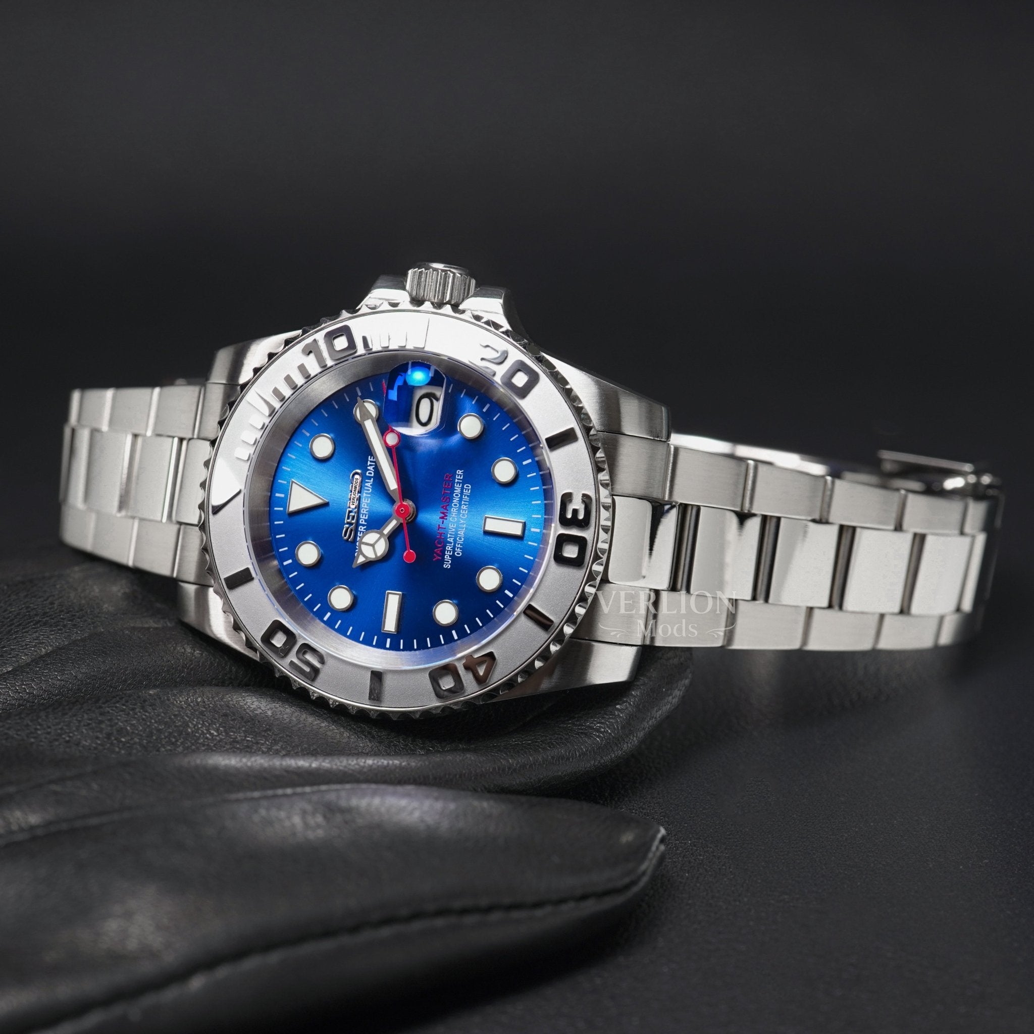 Blue Azure Yachter