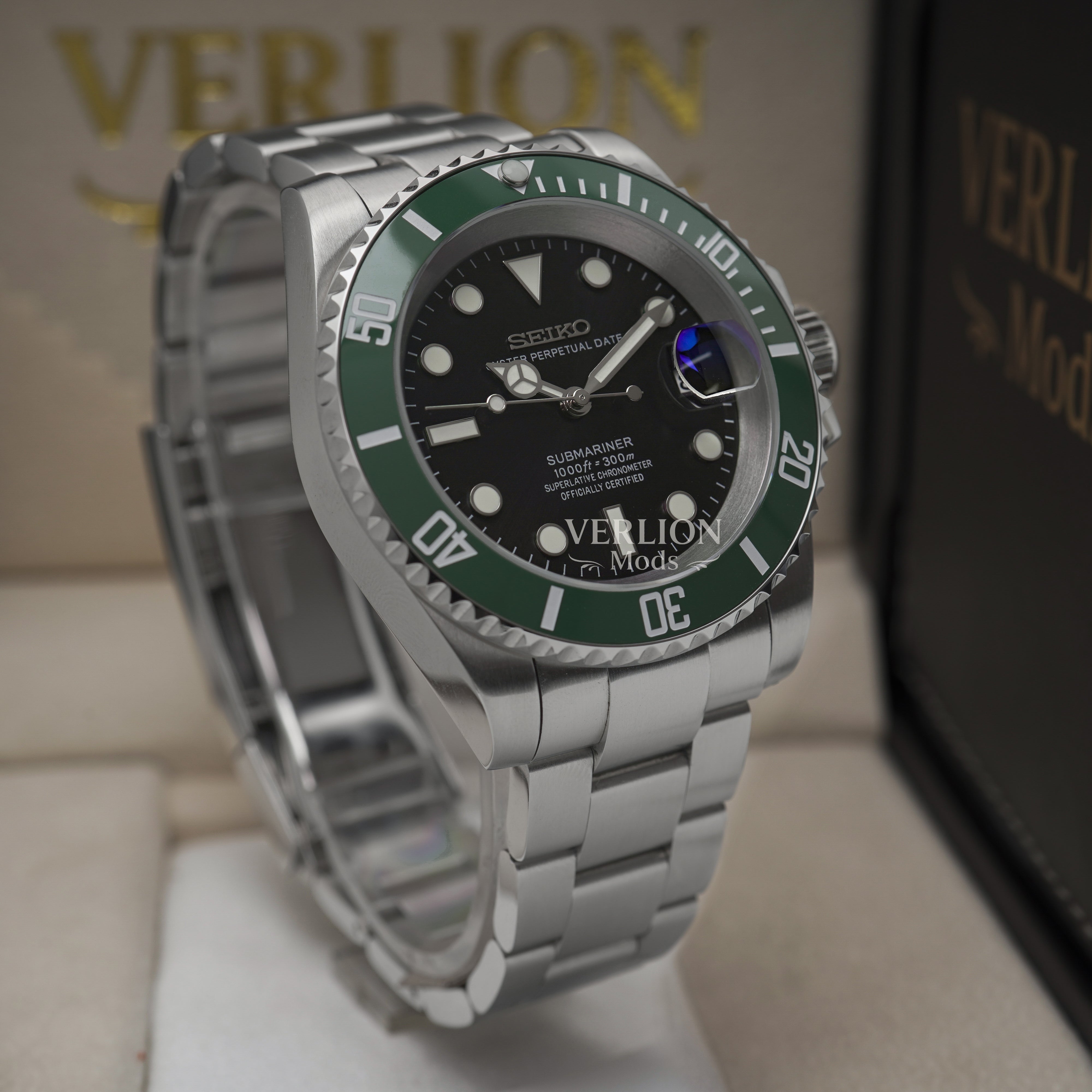 Green Kermit Submariner – Mod Watch
