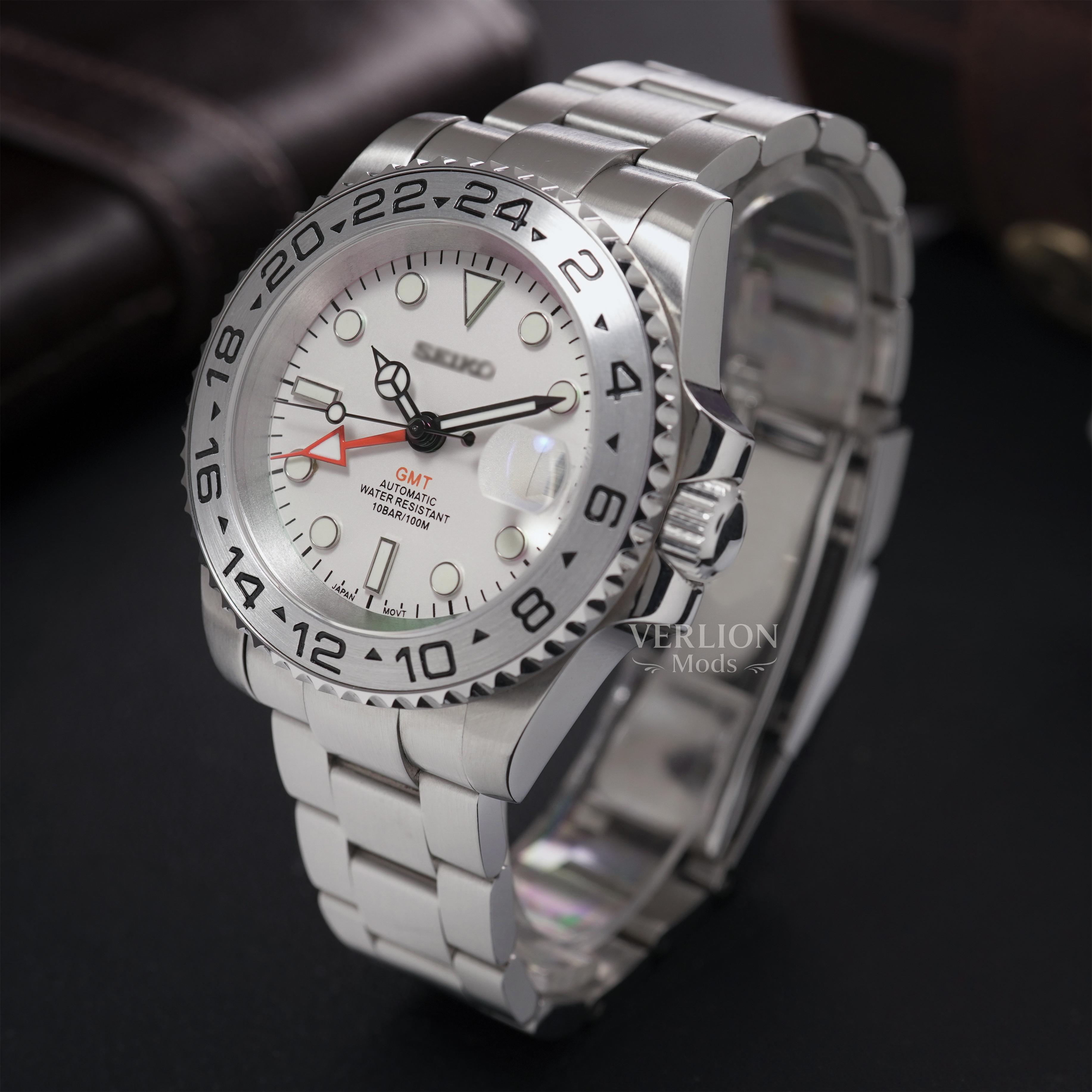 Explorer II GMT