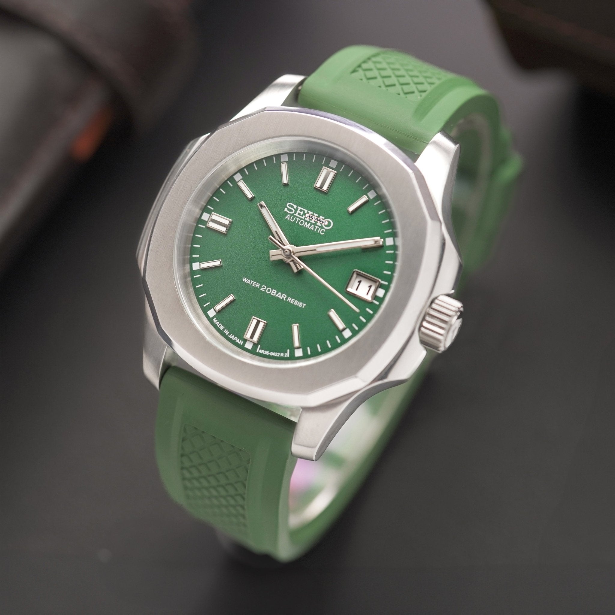 Midori Naut