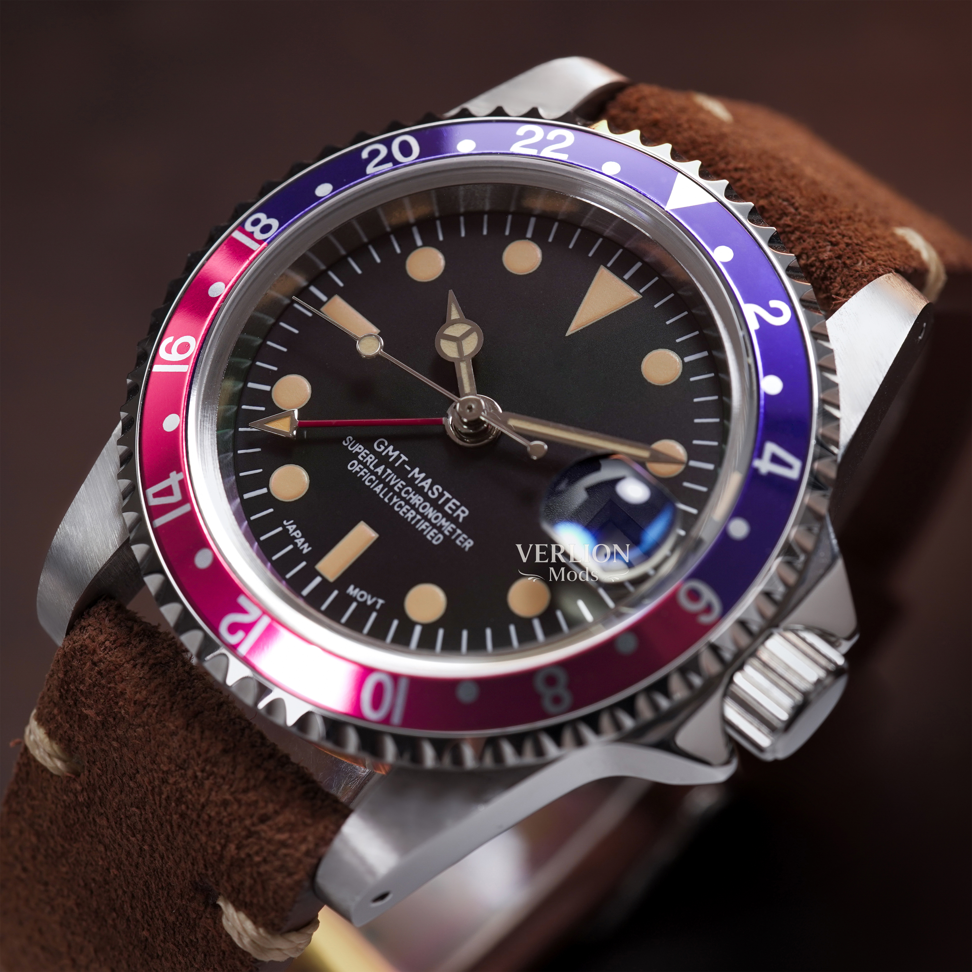 Viajero vintage rojo y azul GMT