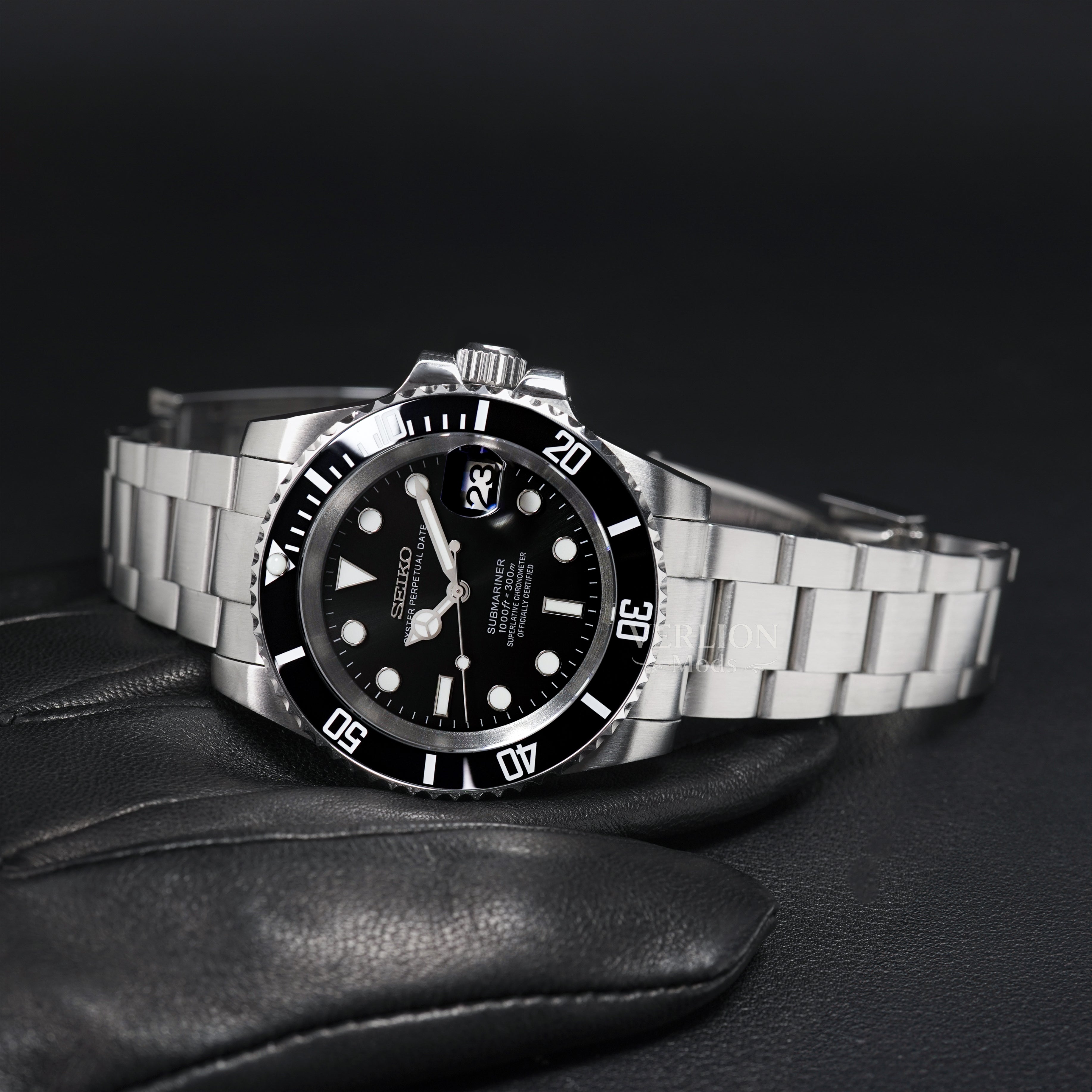 Black Submariner MOD – Mod Watch