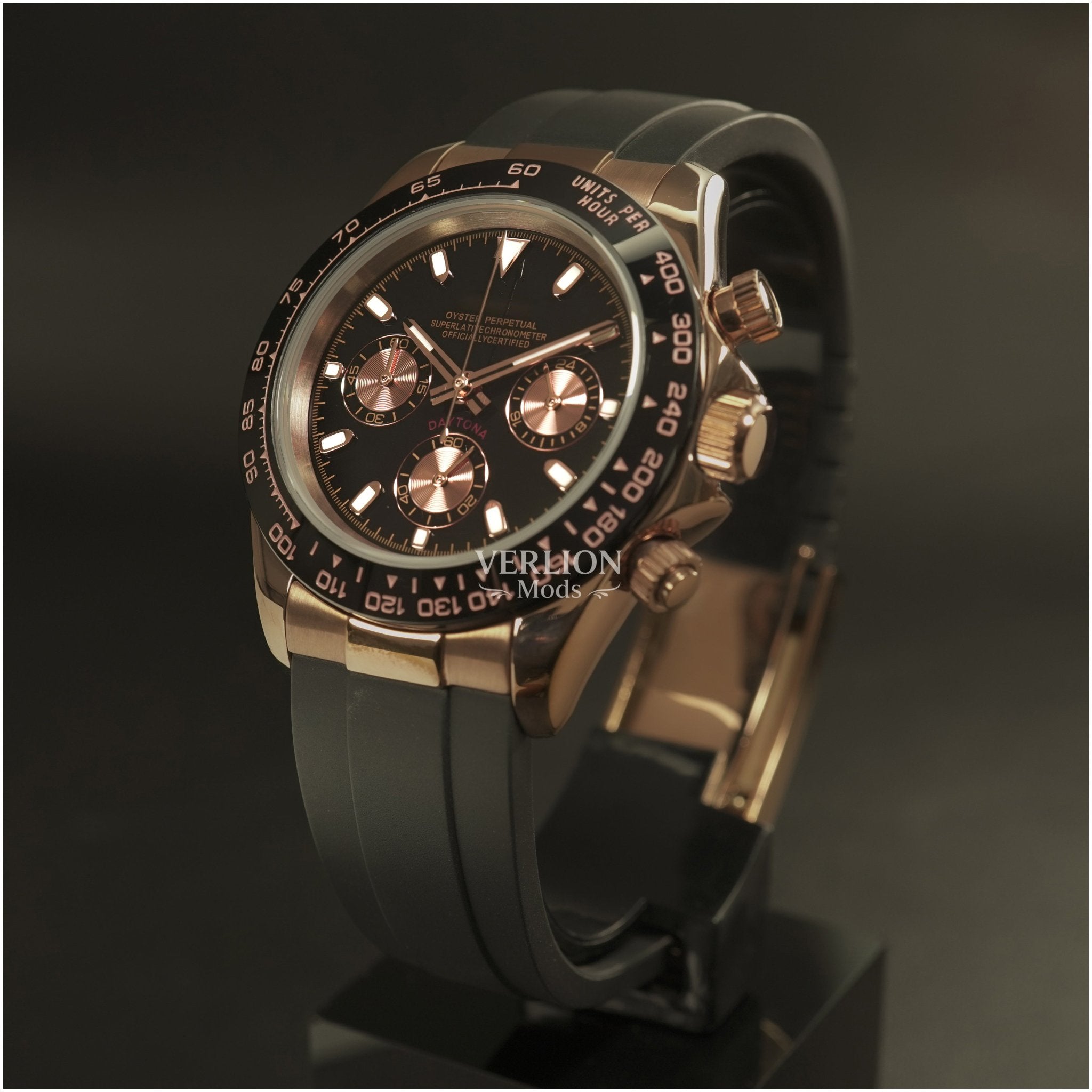 Black Rose Gold Racing Chrono 40 chronograph watch