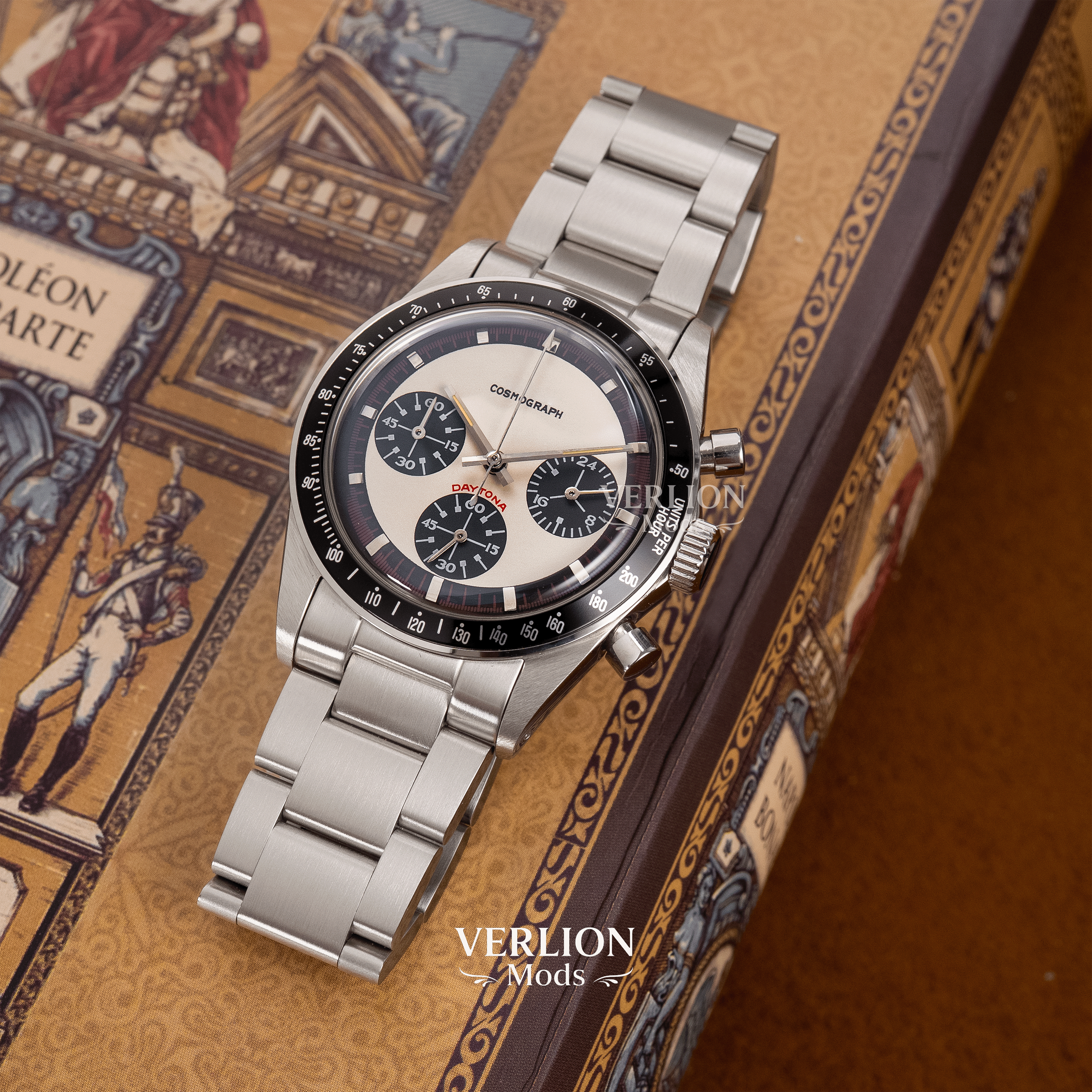 Heritage Racing Chrono 37 chronograph watch