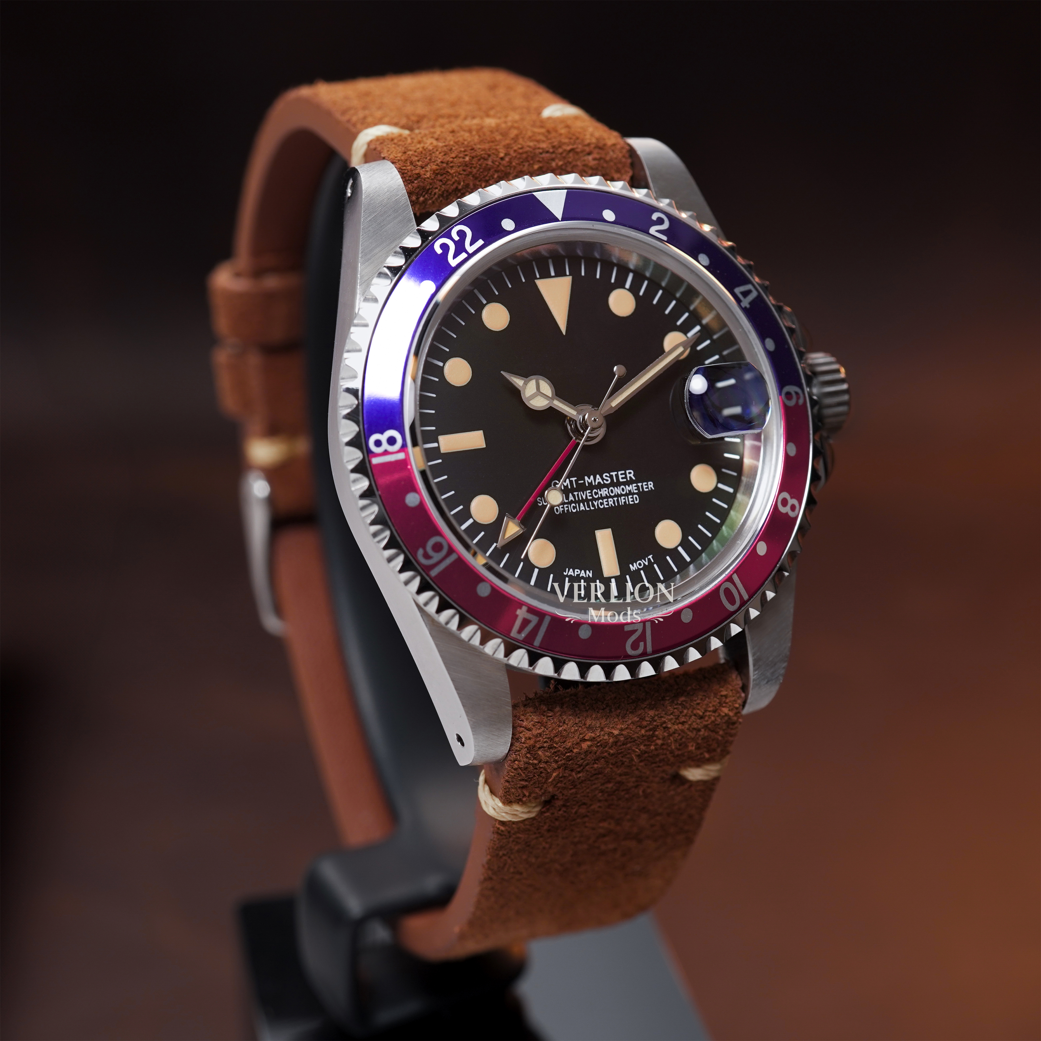 Viajero vintage rojo y azul GMT