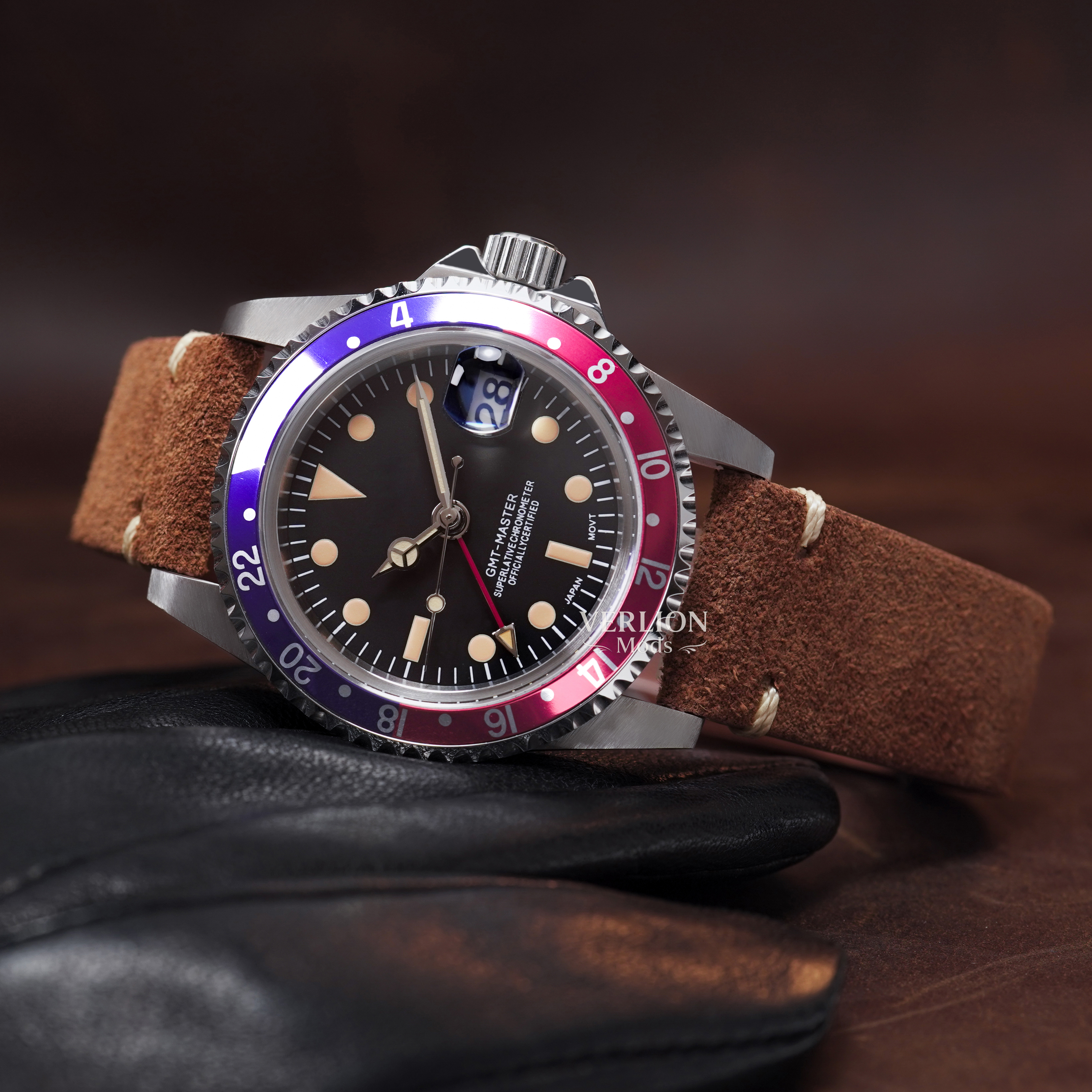 Viajero vintage rojo y azul GMT