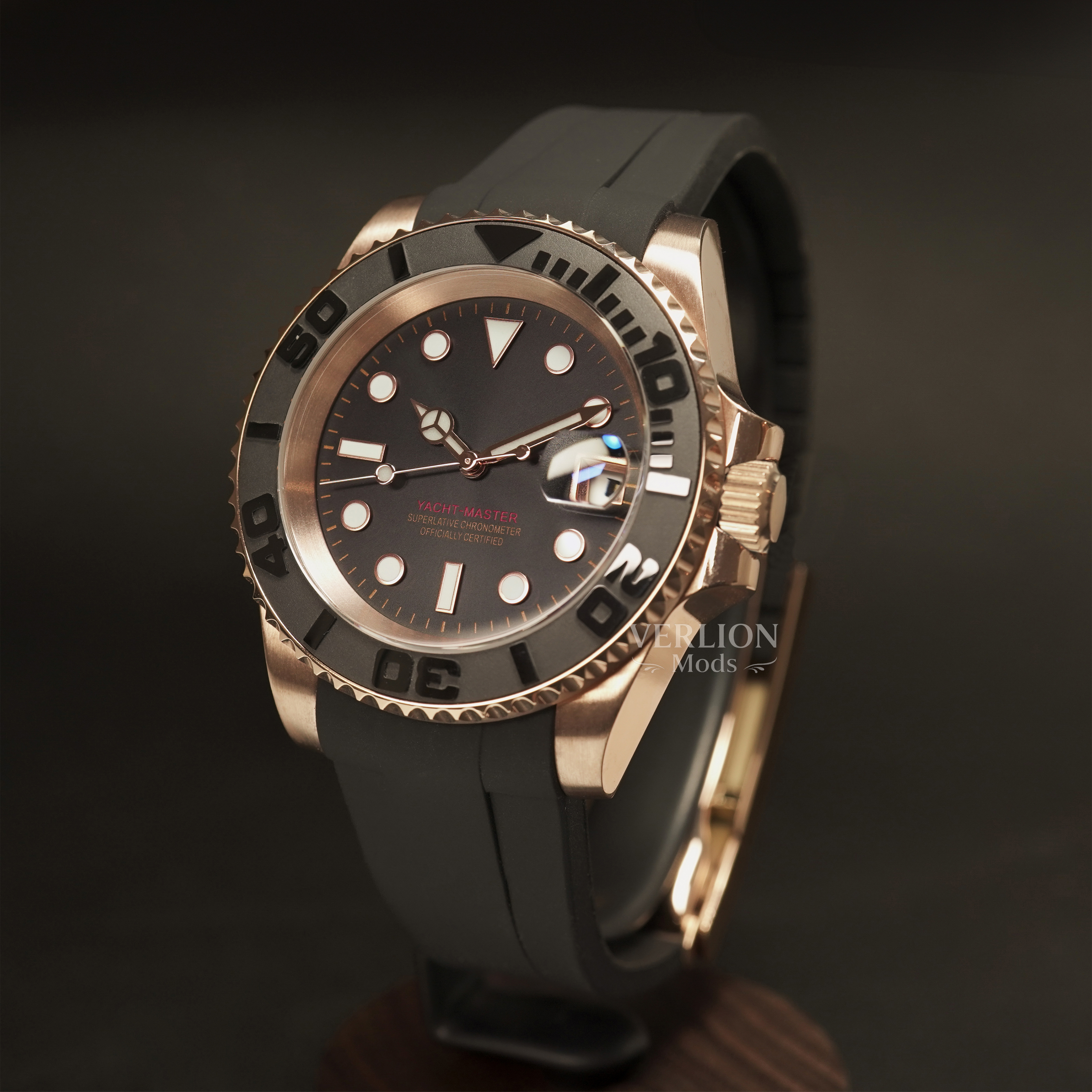 Regatta V2 in Schwarz-Roségold
