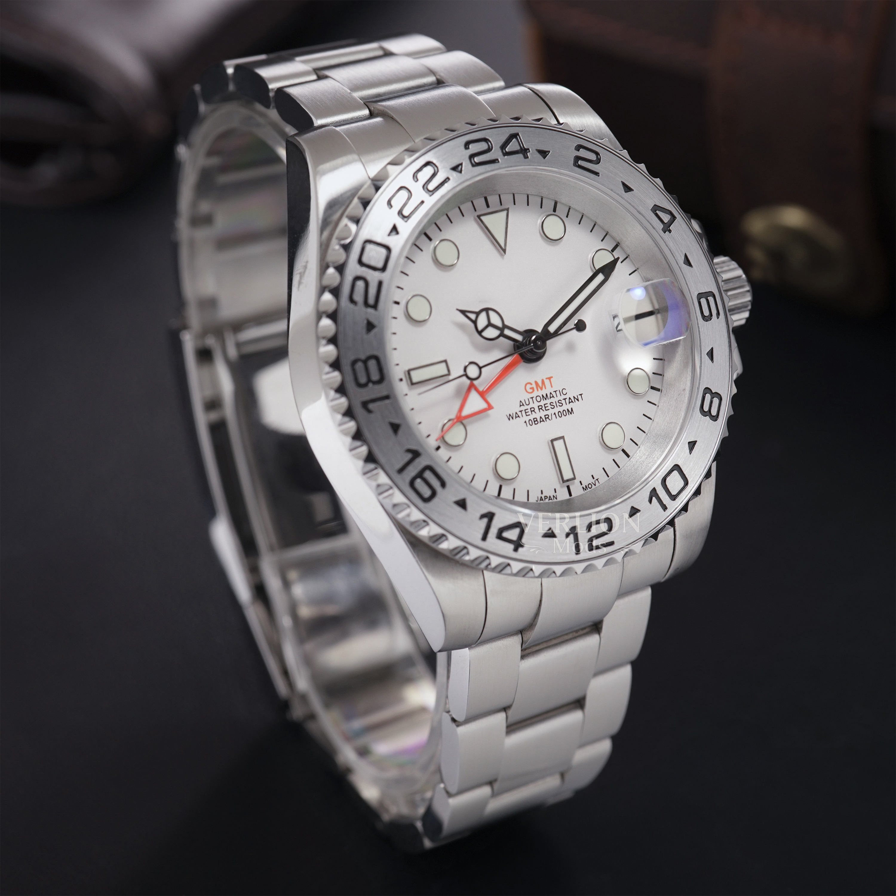 Voyager GMT 40