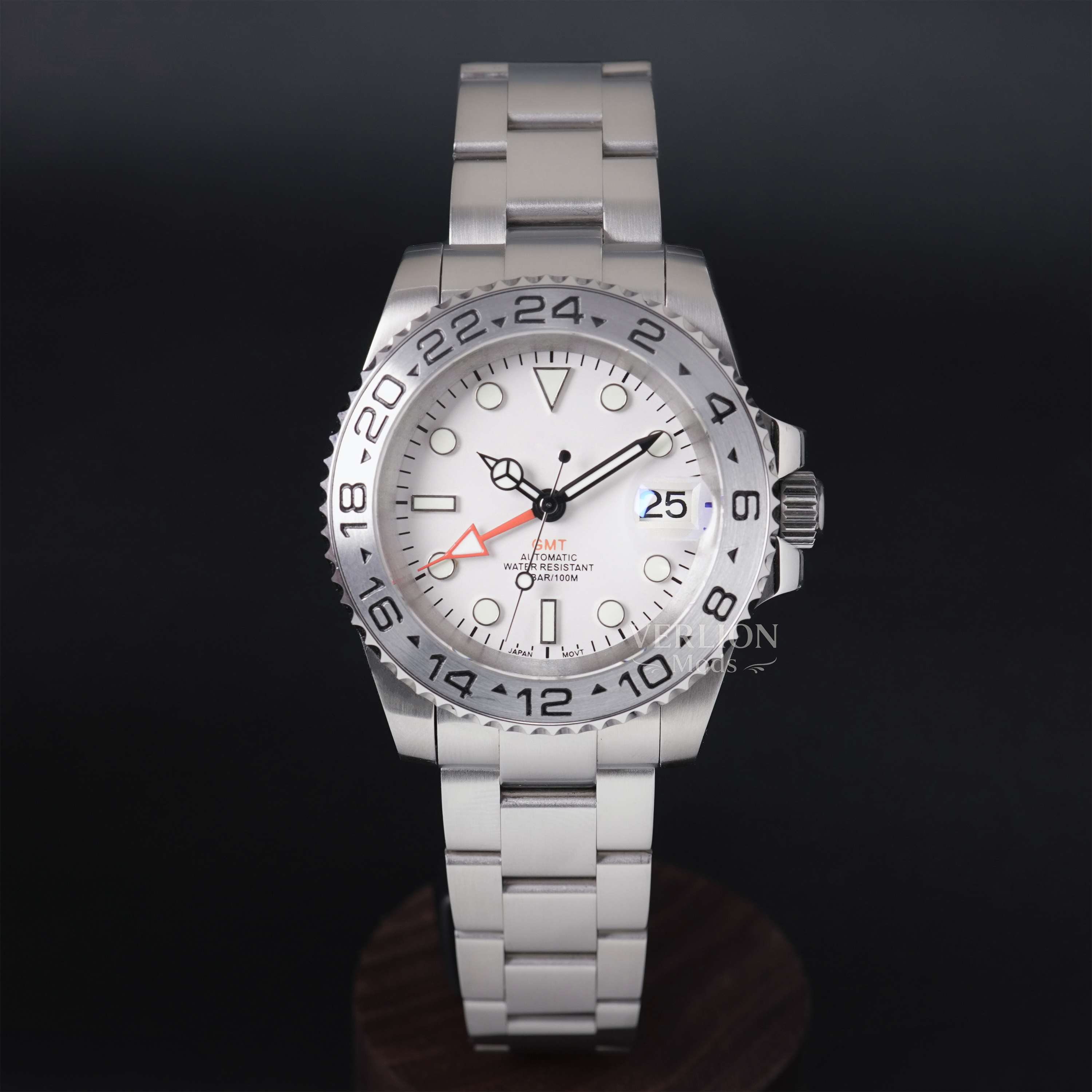 Voyager GMT 40