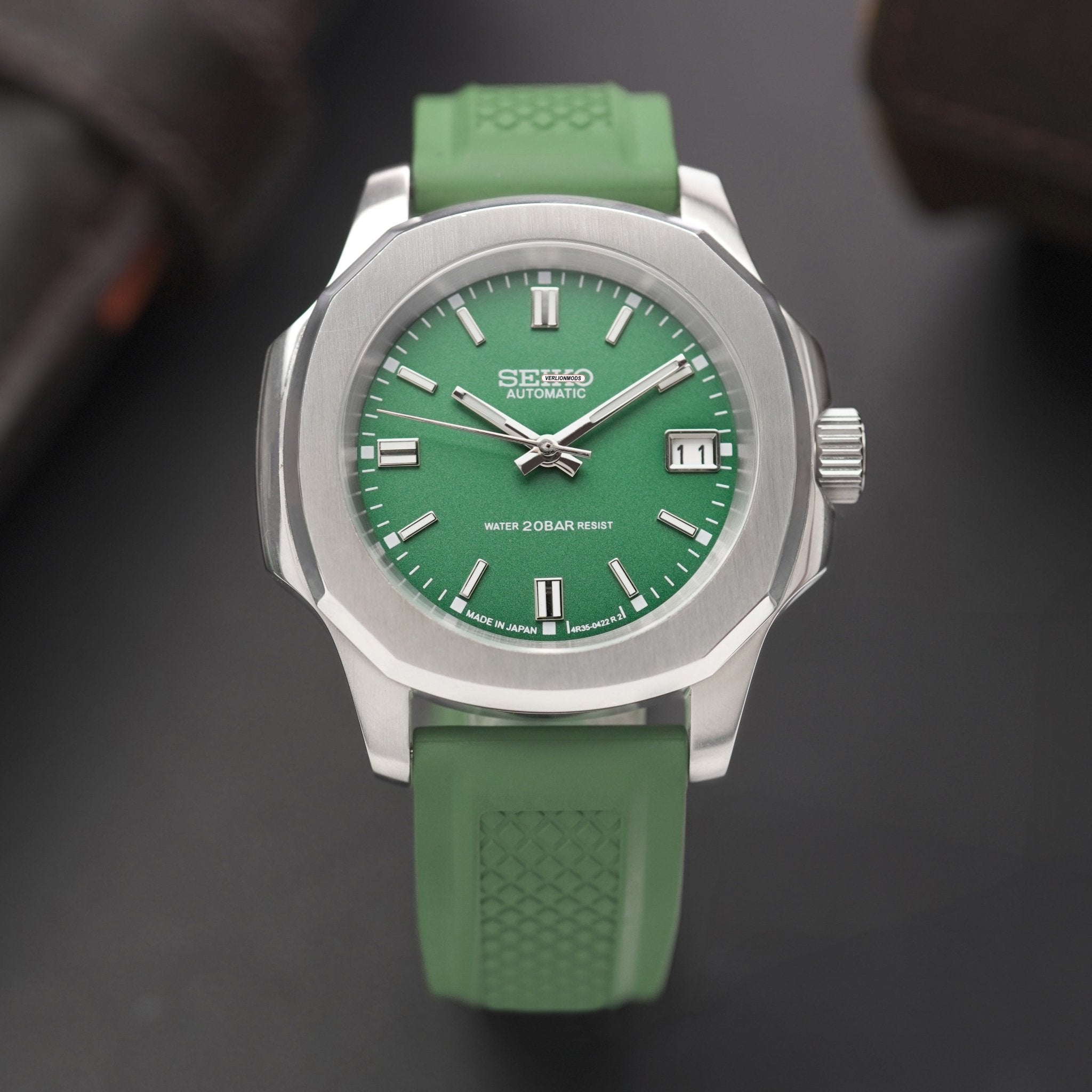 Midori Naut
