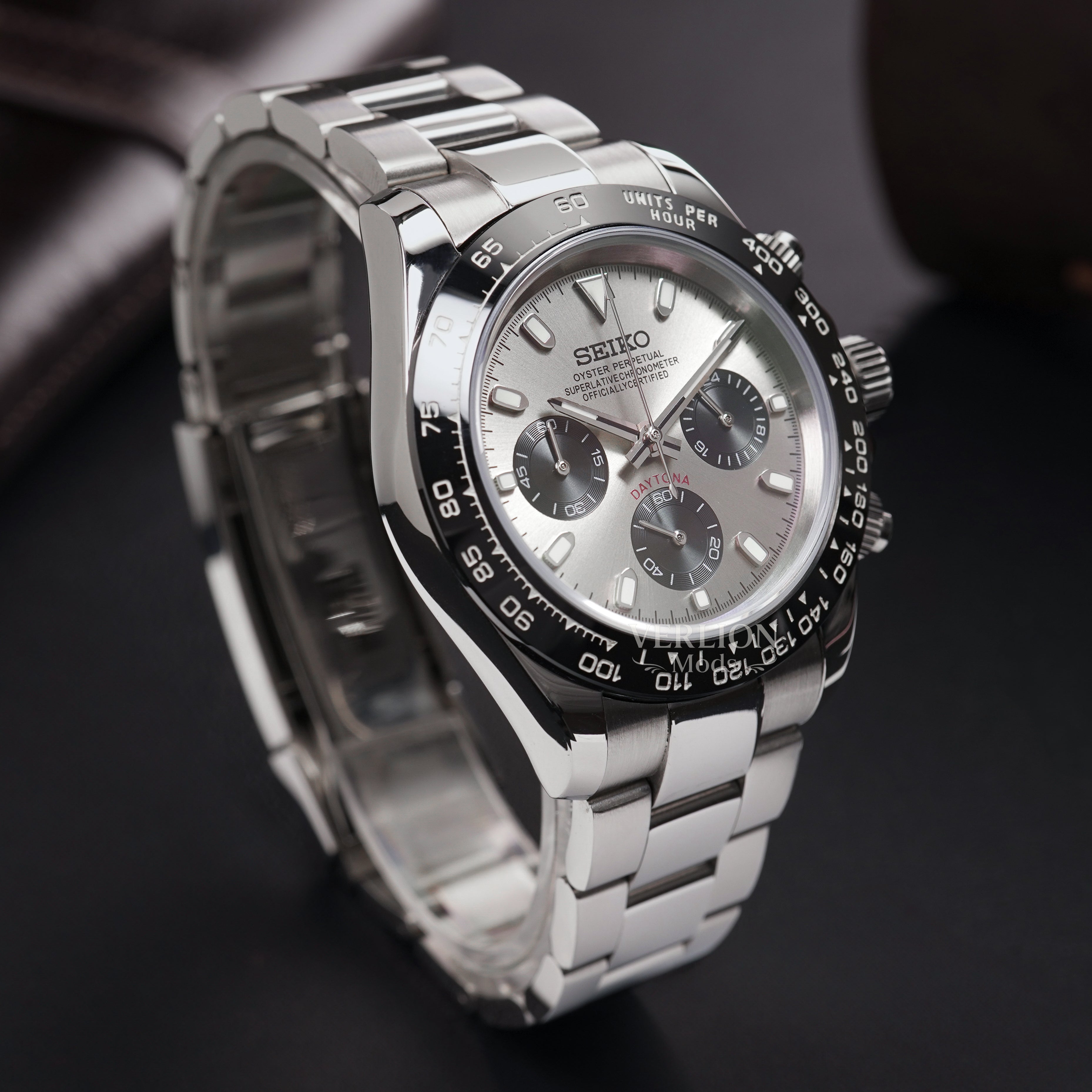 Champagne Daytona – Mod Watch