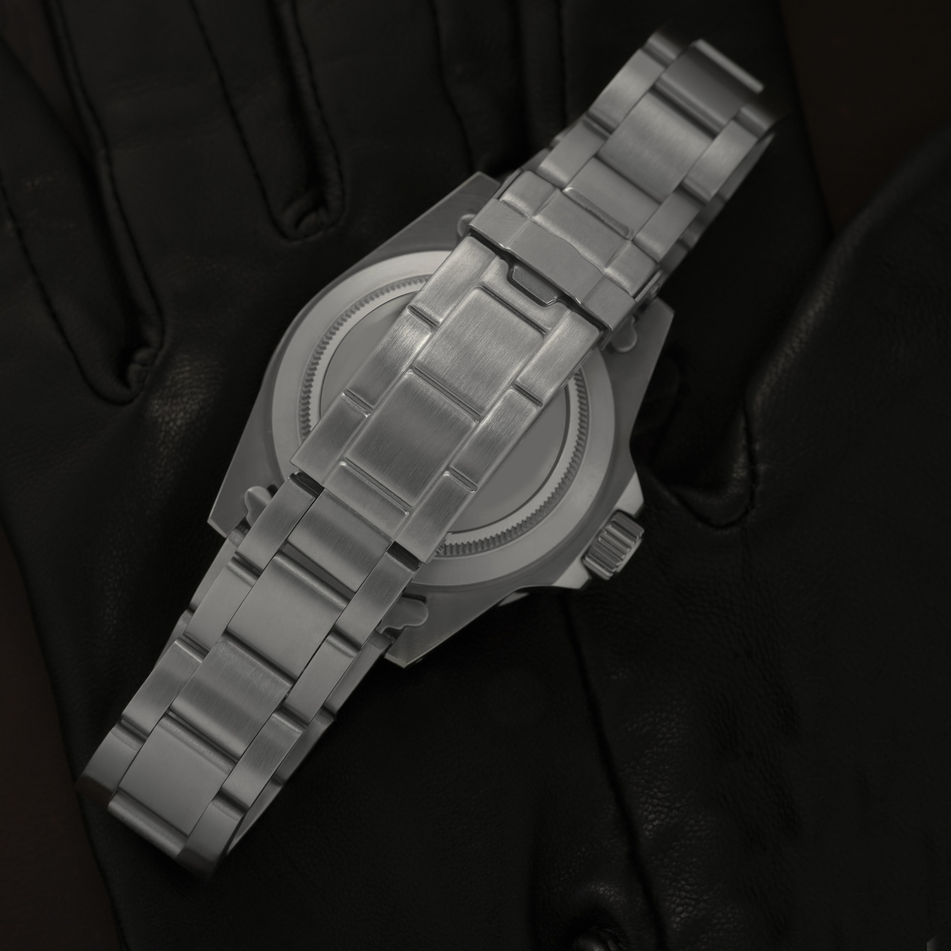 Military Vintage Diver 40 automatic dive watch