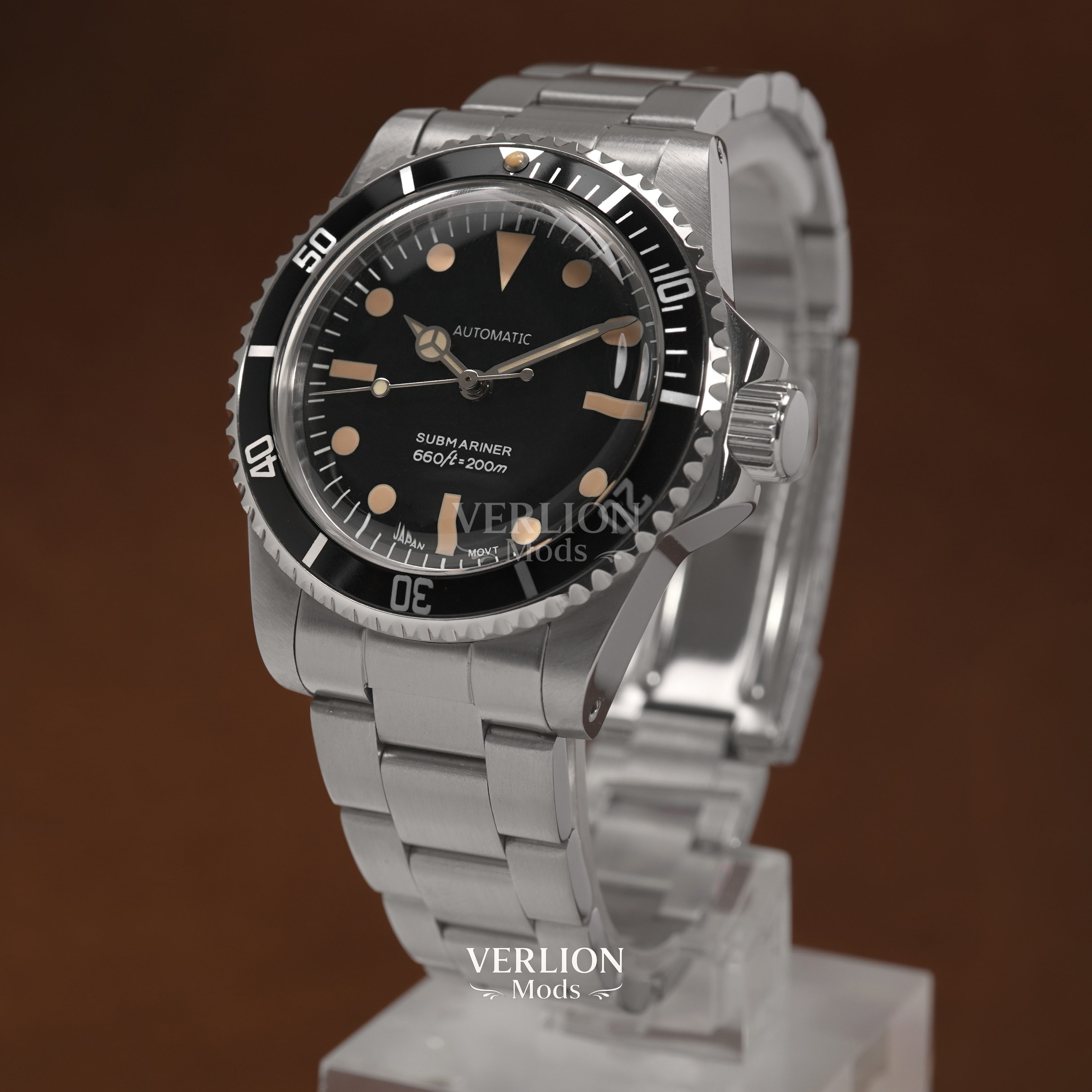 Military Vintage Diver 40 automatic dive watch
